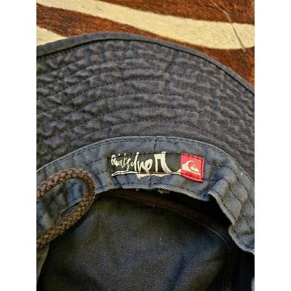 Vintage 90s Quiksilver Bucket Sun Hat Men Washed Blue Logo Skater Surf Grunge - Picture 4 of 4
